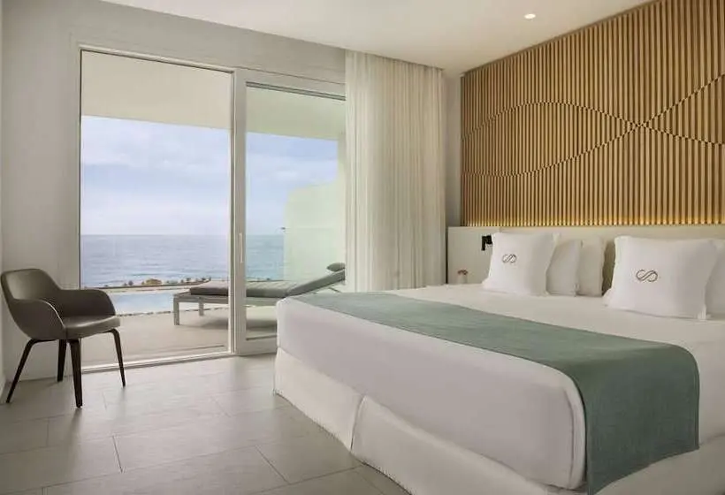 سوئیت پنت هاوس, Royal Hideaway Corales Suites