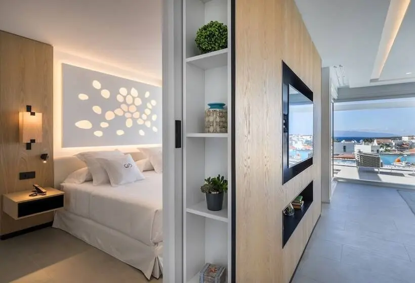 ویلای یک اتاق خوابه با استخر شنا, Royal Hideaway Corales Suites