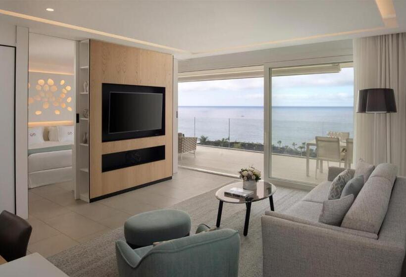 豪华套房, Royal Hideaway Corales Suites