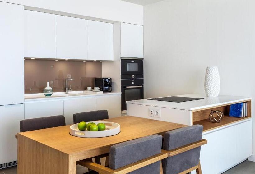 豪华套房, Royal Hideaway Corales Suites
