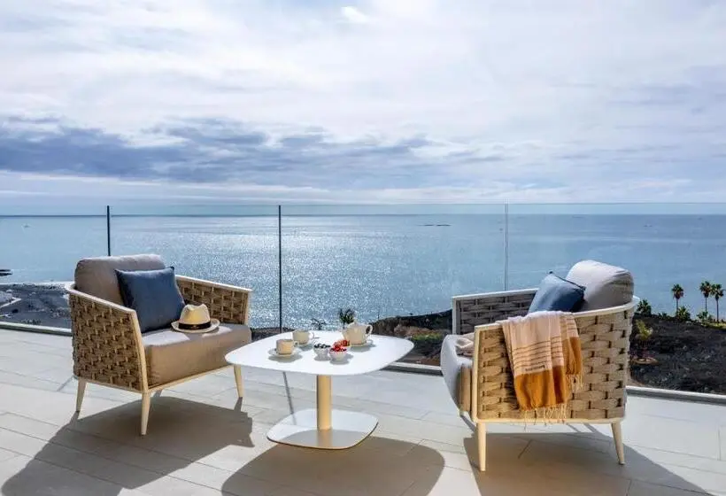 سوئیت دلوکس 2 خوابه, Royal Hideaway Corales Suites