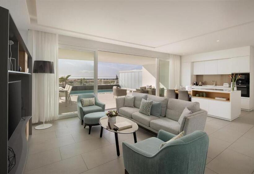 جناح ديلوكس غرفتين نوم, Royal Hideaway Corales Suites