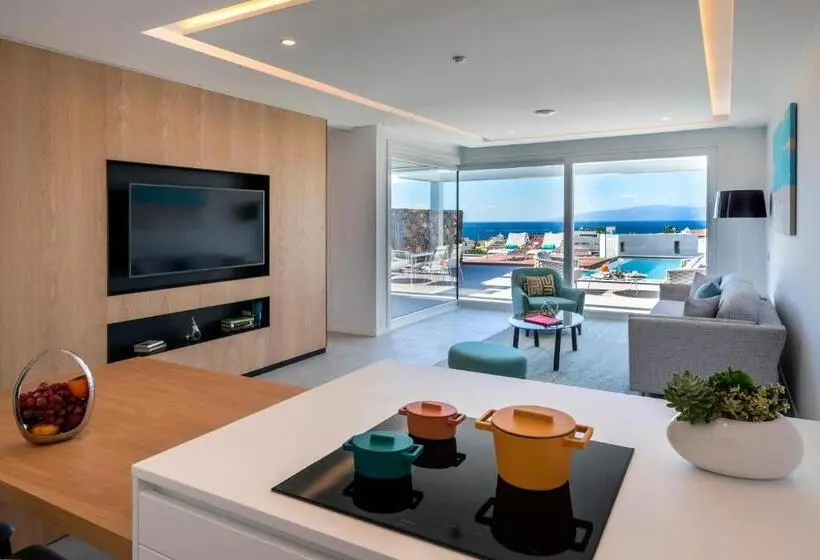 ویلای یک اتاق خوابه با استخر شنا, Royal Hideaway Corales Suites