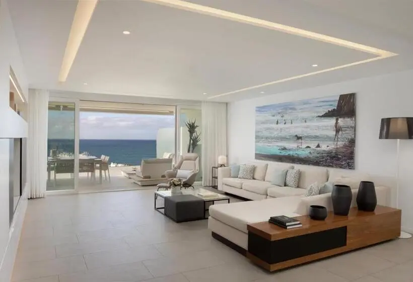 سوئیت پنت هاوس, Royal Hideaway Corales Suites