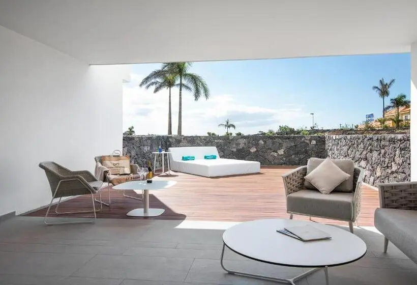 1 Bedroom Duplex Villa, Royal Hideaway Corales Suites