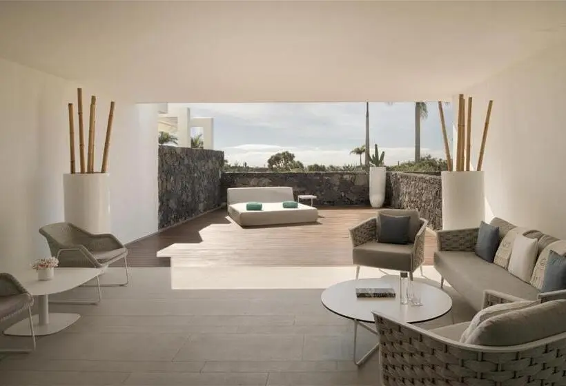 1 Bedroom Duplex Villa, Royal Hideaway Corales Suites