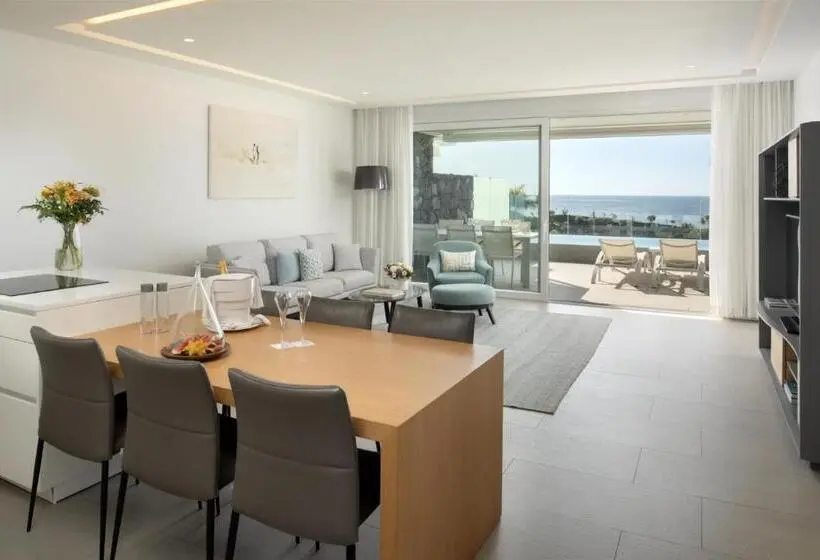 1 Bedroom Duplex Villa, Royal Hideaway Corales Suites