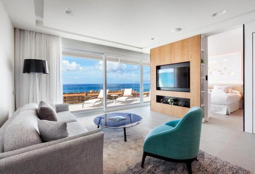 豪华套房, Royal Hideaway Corales Suites