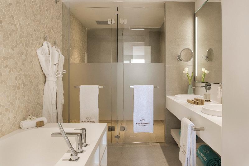 1ベッドルームデュプレックスビラ, Royal Hideaway Corales Suites