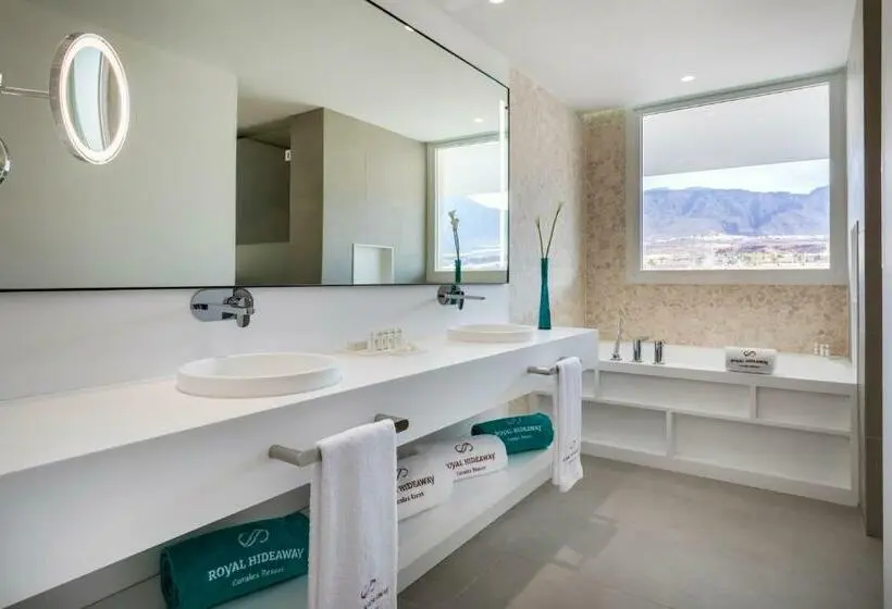 سوئیت دلوکس 2 خوابه, Royal Hideaway Corales Suites