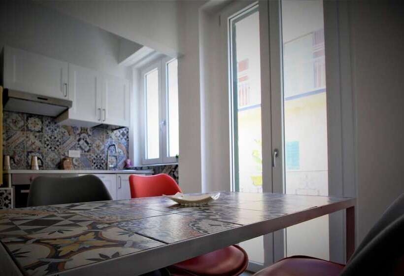 اتاق کلاسیک سه تخته, B&b Belvedere All Idria