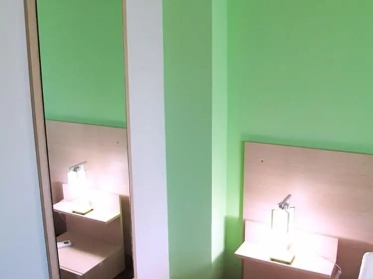 اتاق استاندارد سه نفره, B&b Santa Caterina