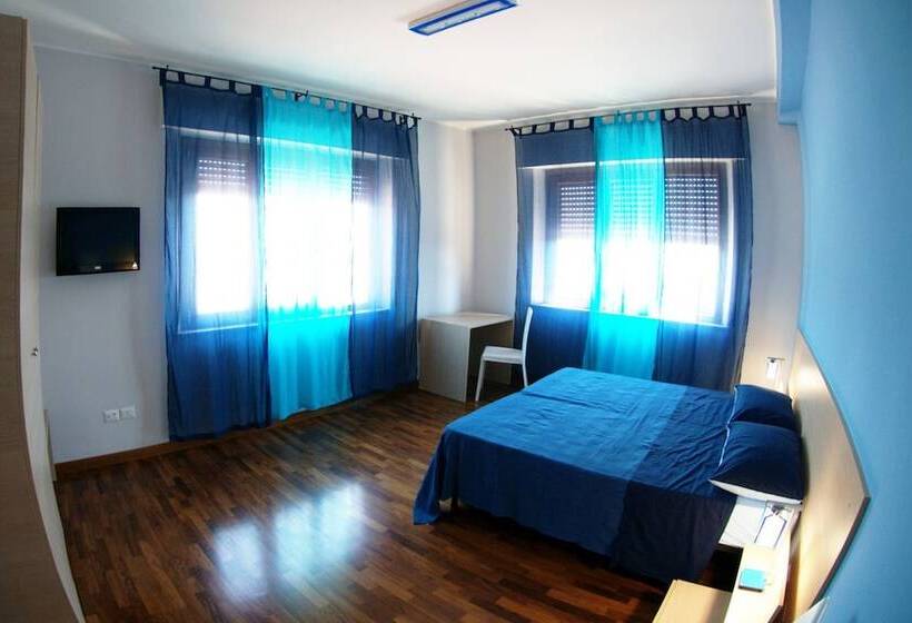 اتاق استاندارد سه نفره, B&b Santa Caterina