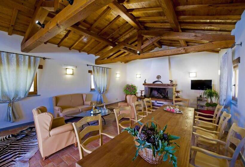 בית, חדר שינה 1, Casale La Rovere