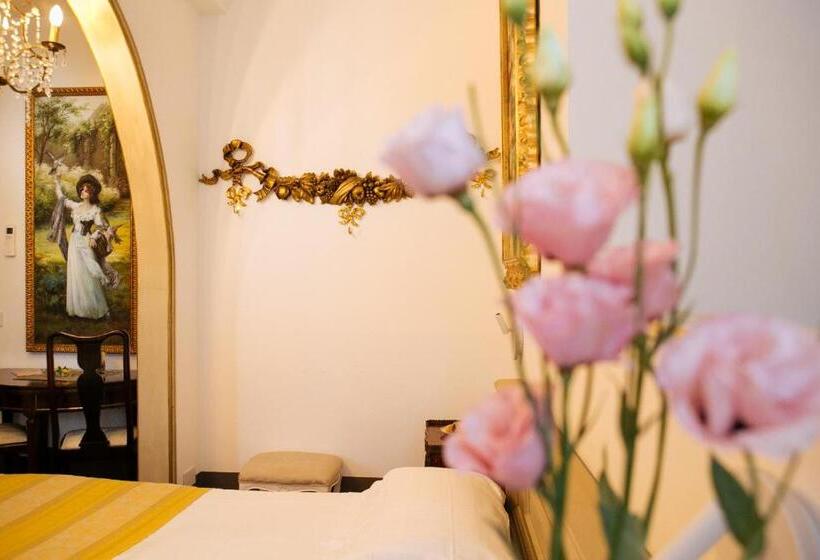 이그제큐티브 트리플, Domus Socolatae Residenza D Epoca Charming B&b   Adults Only