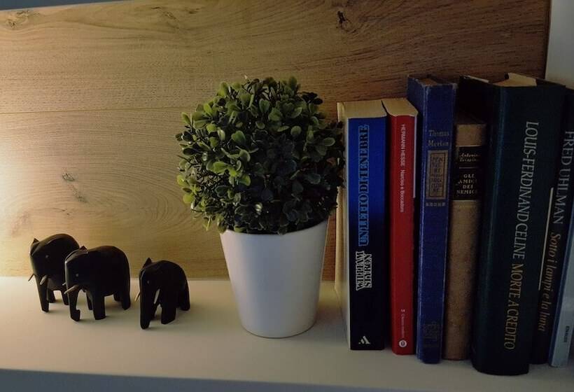 标准三人间, La Volpe E L Uva