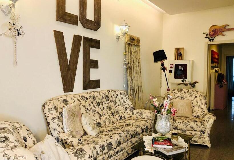 Quarto Estandar, Garisenda B&b   In Centro A Riccione