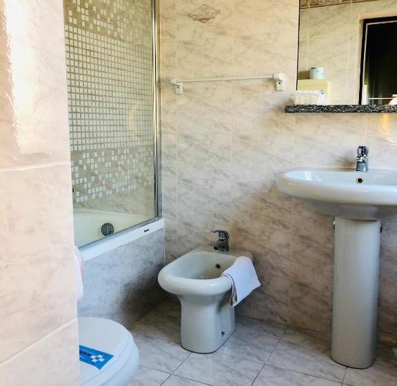 Quarto Estandar, Garisenda B&b   In Centro A Riccione