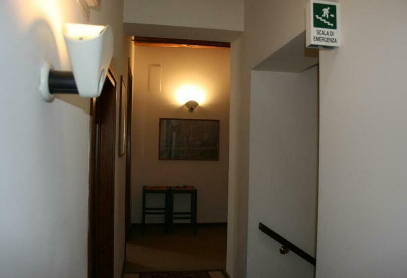 スタンダードルーム, Locanda Stella D'oro