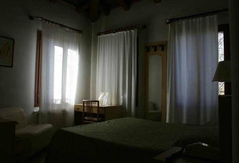 Номер Стандарт, Locanda Stella D'oro