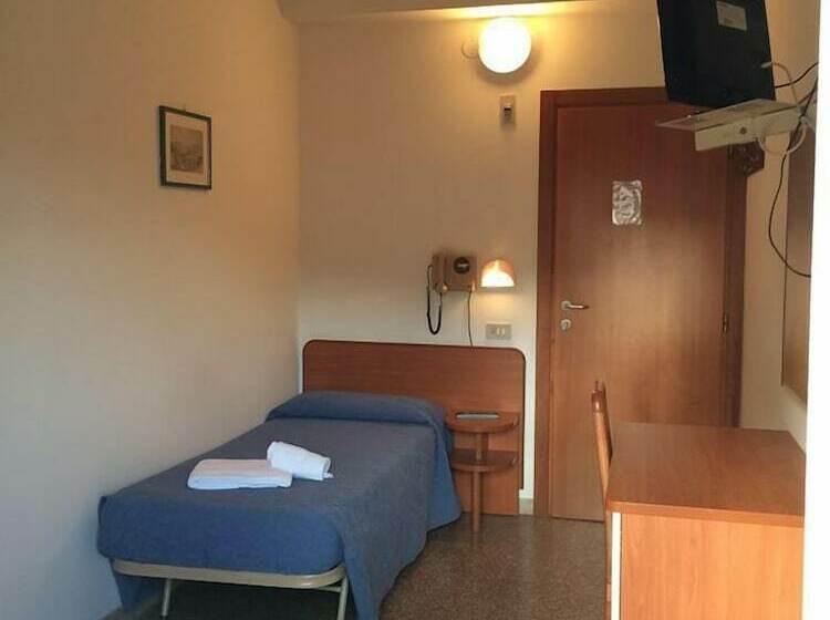 Quarto Estandar Individual, Morri
