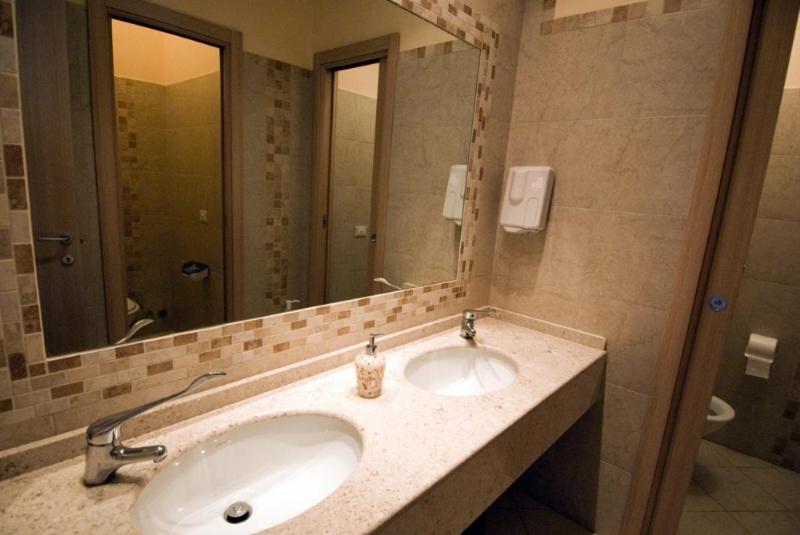 スタンダードルーム, Oasi Ristorante Pizzeria