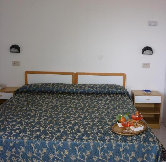 ファミリールーム, Oasi Ristorante Pizzeria