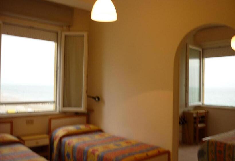 ファミリールーム, Oasi Ristorante Pizzeria