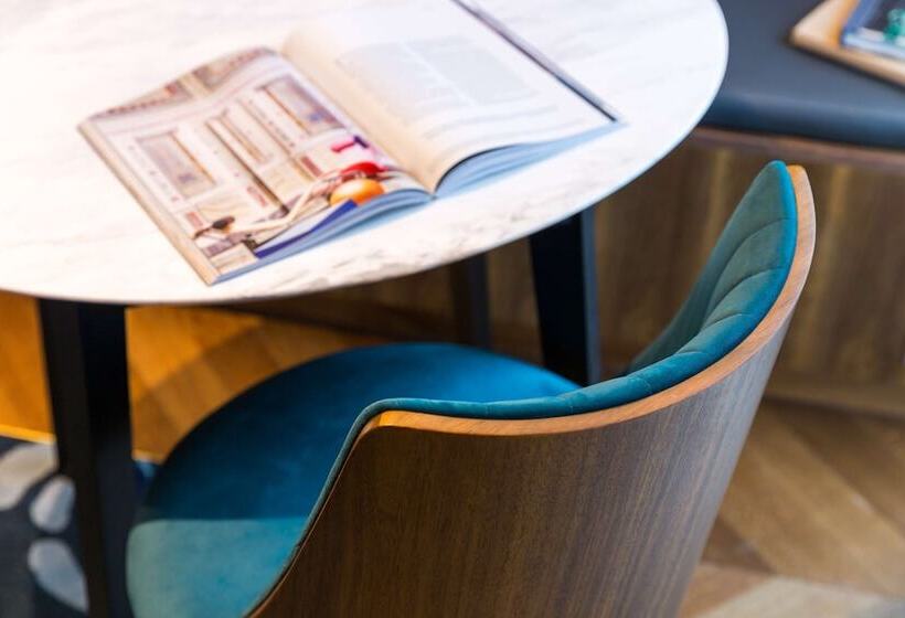 اتاق استاندارد, West Hotel Sydney, Curio Collection By Hilton