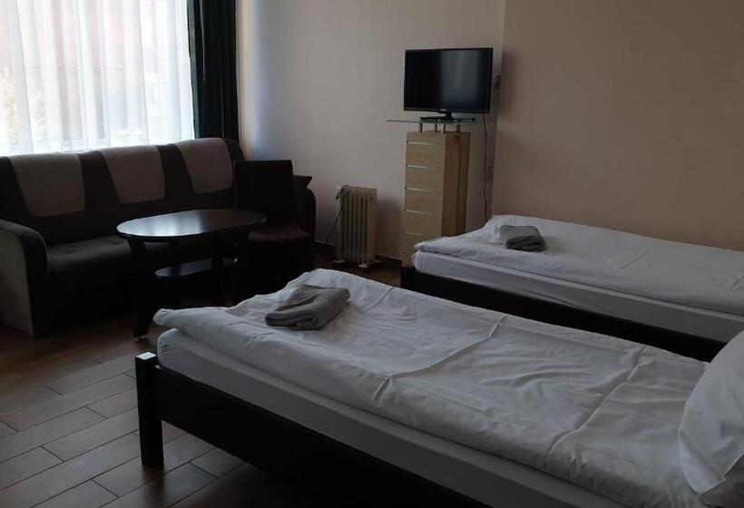 اتاق استاندارد چهار تخته, Atmosfera