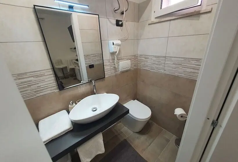 Deluxe Yhden Hengen Huone, Guest House Brezza Marina