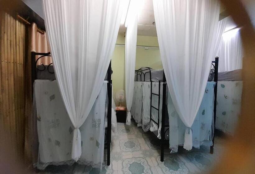 Łóżko we Wspólnym Pokoju, My Travel Homestay