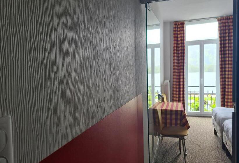 חדר סטנדרט לארבעה, Bellevue