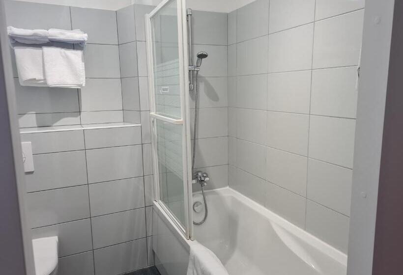 חדר סטנדרט לארבעה, Bellevue