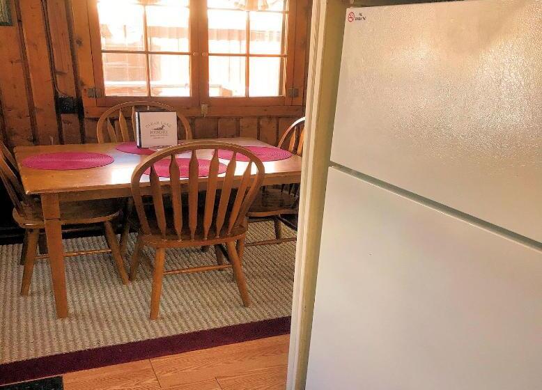 Standard studio with lake view, Clear Lake Resort