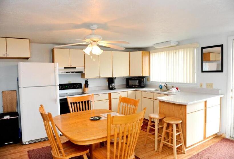 ３ベッドルームハウス, Clear Lake Resort