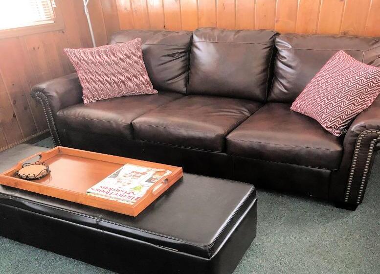 スタンダードスタジオ, Clear Lake Resort