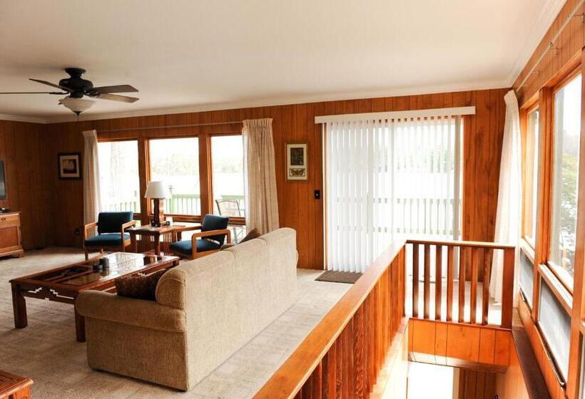 ３ベッドルームハウス, Clear Lake Resort