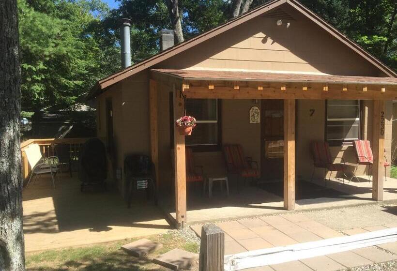 Дом 2 Спальни, Clear Lake Resort