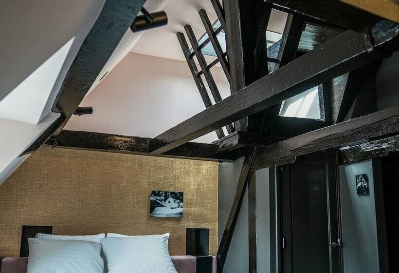 اتاق استاندارد, Frank Since 1666