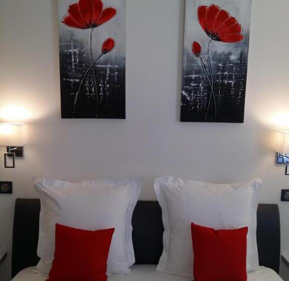 标准三人间, Hôtel Beausoleil