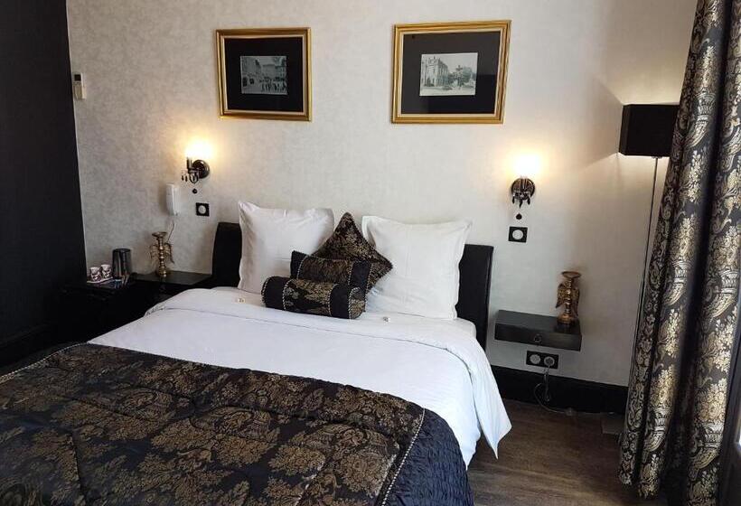 标准间带露台, Hôtel Beausoleil