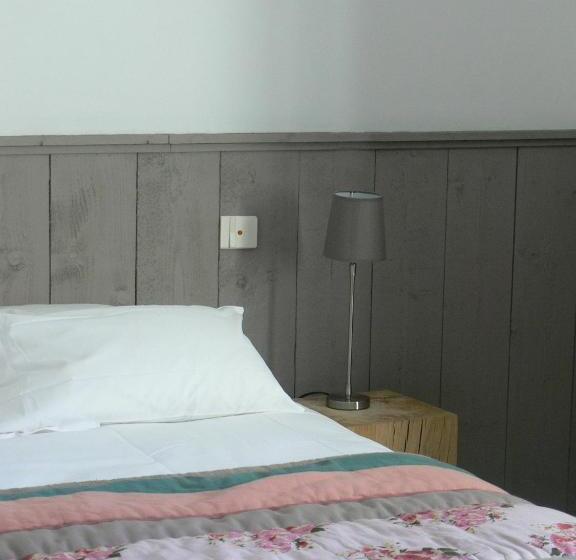 חדר סטנדרט, L île ô Château