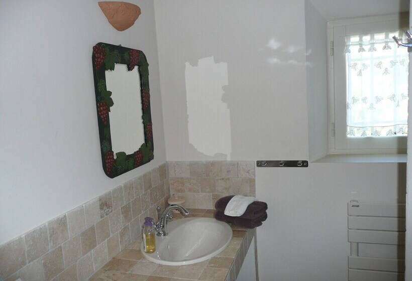 اتاق استاندارد, Le Mas Des Etoiles   Luberon B&b