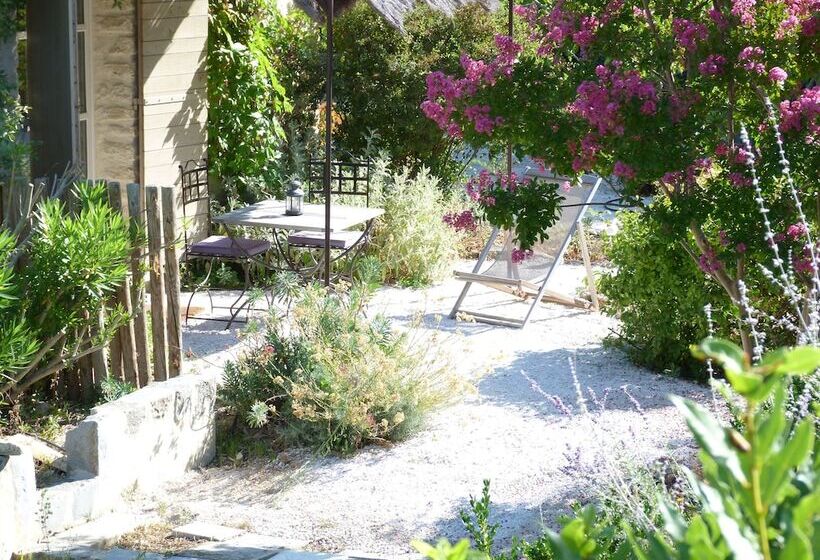 اتاق استاندارد, Le Mas Des Etoiles   Luberon B&b