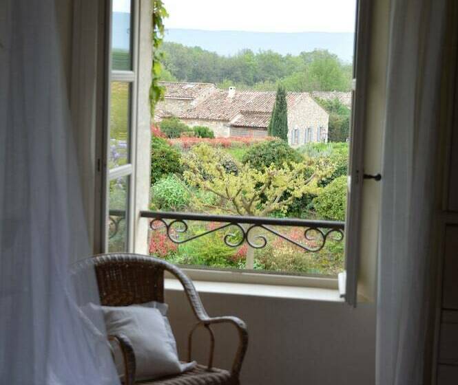 اتاق استاندارد, Le Mas Des Etoiles   Luberon B&b