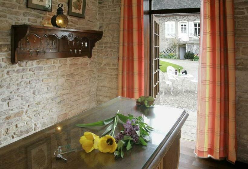 Chambre Standard, Le Parc De L'hostellerie