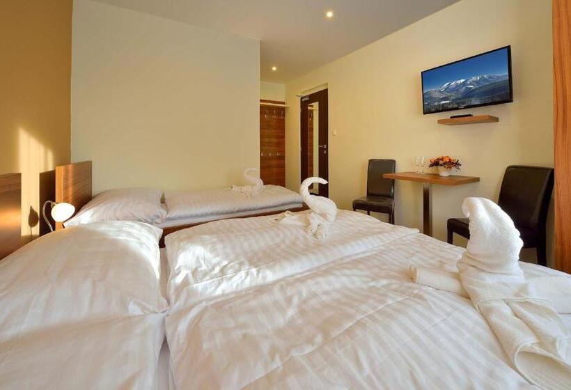 Трехместный Номер Deluxe, Villa Gloria Rooms & Apartments