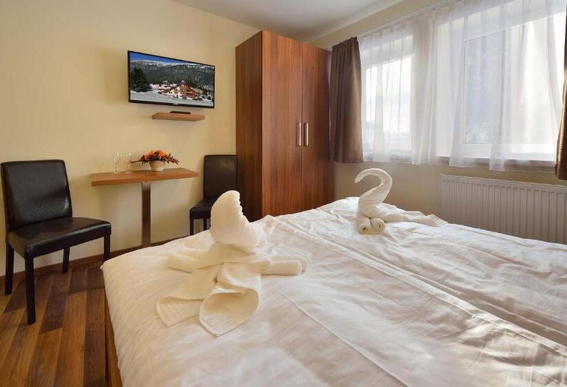 Трехместный Номер Deluxe, Villa Gloria Rooms & Apartments