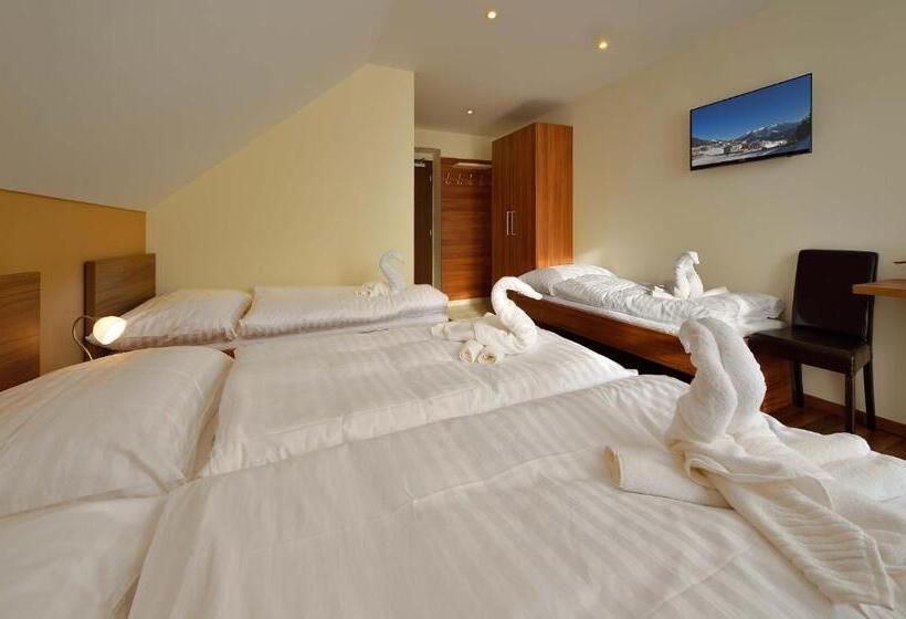 Четырехместный Номер Deluxe, Villa Gloria Rooms & Apartments